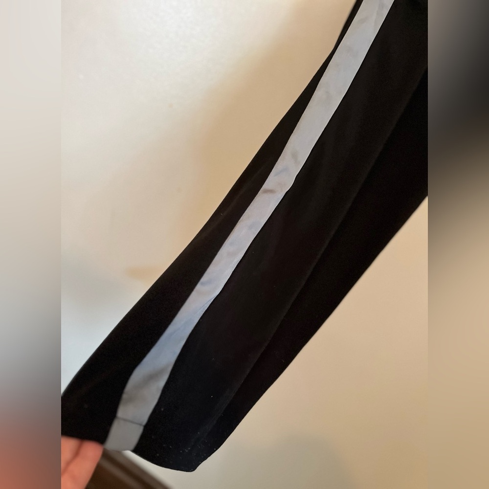 Boutique Black Athletic Pants w/ Grey Stripe & Pockets - 2X - Picture 3 of 7